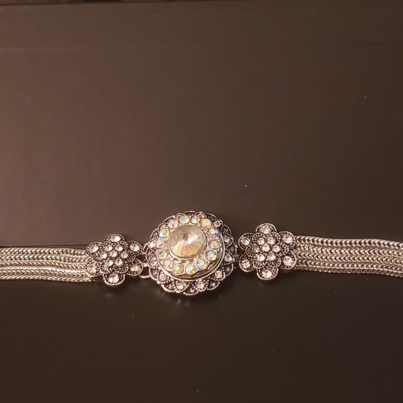 Snap button bracelet with the charm snaps included - Picture 6 of 6